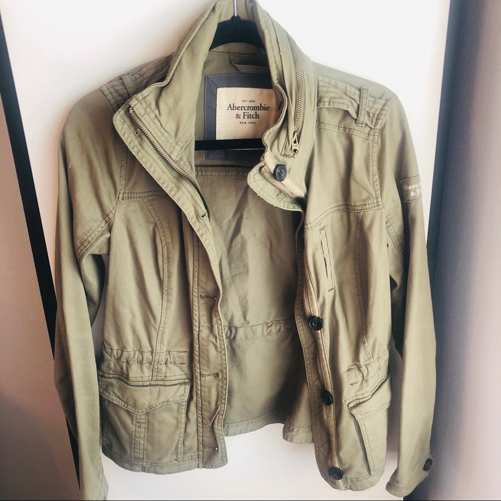 Abercrombie & Fitch olive green canvas jacket